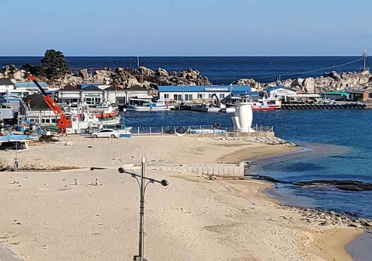 Vila Seaside Minbak Goseong  Exteriér fotografie