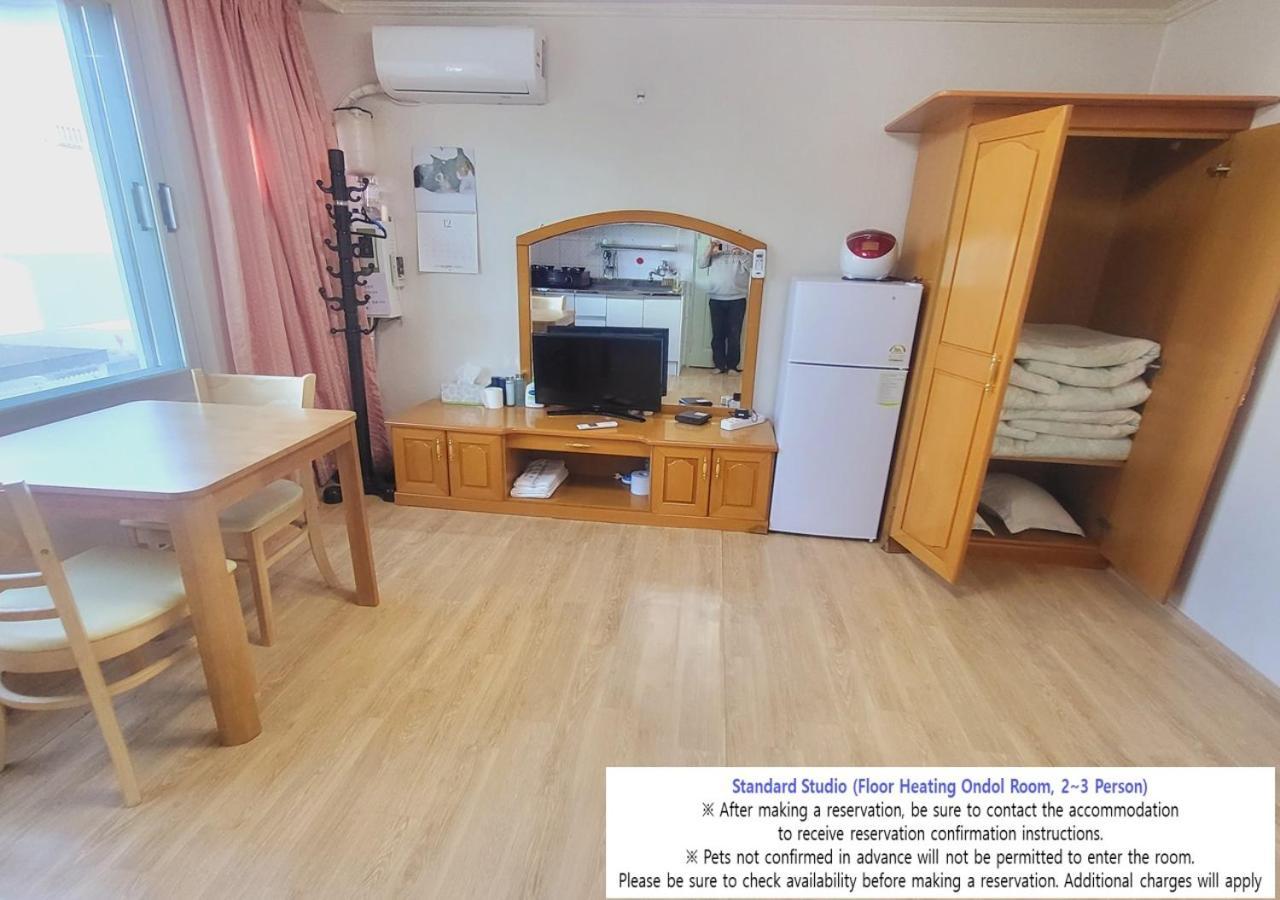 Vila Seaside Minbak Goseong  Exteriér fotografie