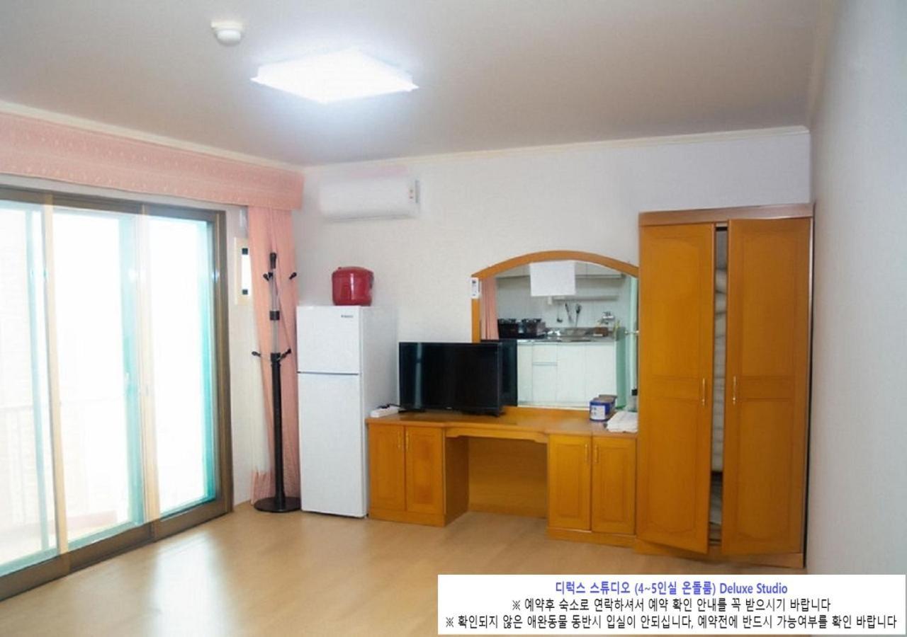 Vila Seaside Minbak Goseong  Exteriér fotografie