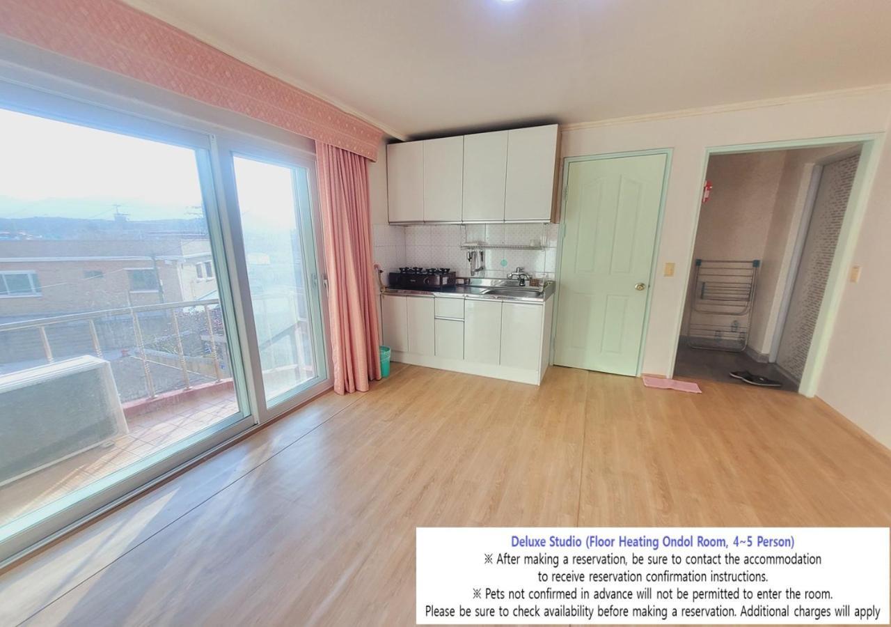 Vila Seaside Minbak Goseong  Exteriér fotografie